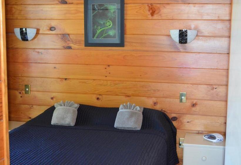 2 Bedrooms Apartment Lake View, Cedarwood Lakeside Motel & Conference Venue