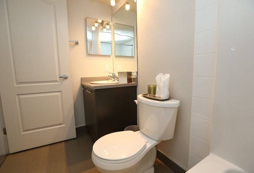سوئیت 2 خوابه, East Village Suites