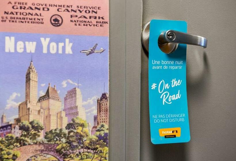 스탠다드 룸 공동 욕실, F1 Lorient