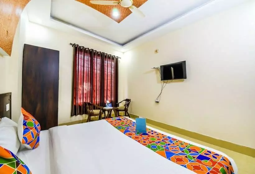 デラックスルーム, Fabhotel Js Regency