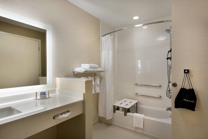 스위트 킹사이즈 침대, Fairfield Inn & Suites By Marriott Rock Hill