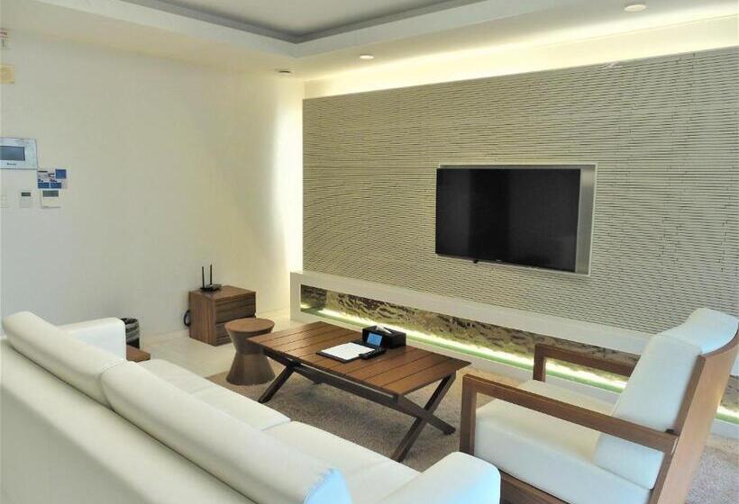 סוויטה מלכותית, Healthcare Town Resort