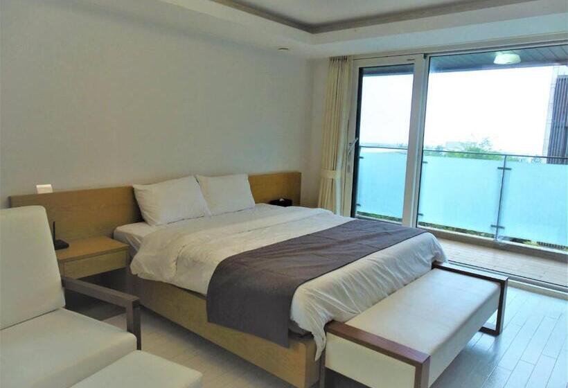 סוויטה מלכותית, Healthcare Town Resort