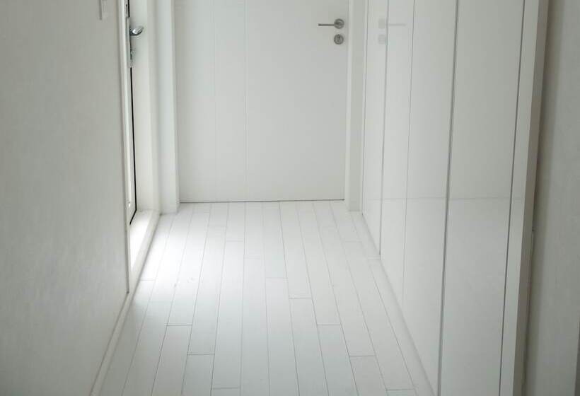 ロイヤルスイート, Healthcare Town Resort