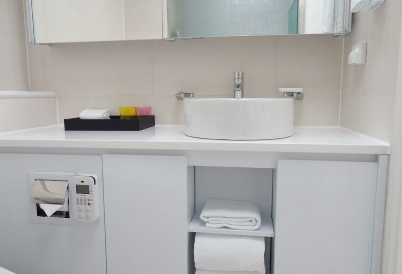 סוויטה דלוקס, Healthcare Town Resort