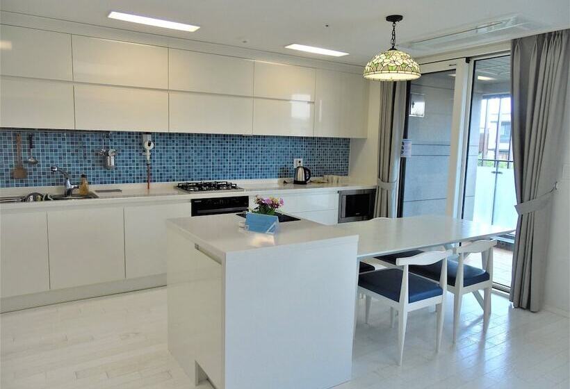 デラックススイート, Healthcare Town Resort