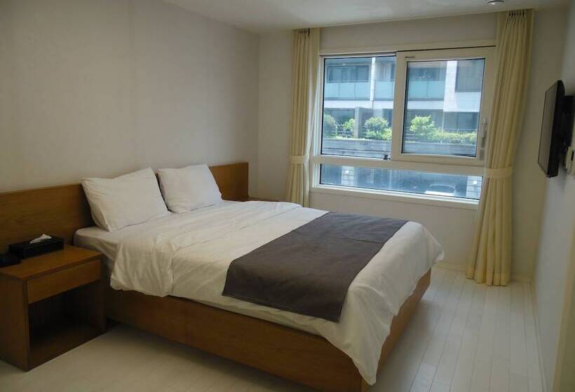 סוויטה משפחתית, Healthcare Town Resort