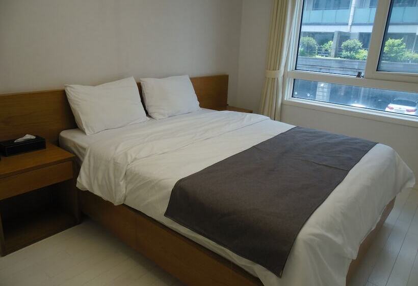 סוויטה משפחתית, Healthcare Town Resort