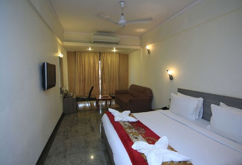Quarto Deluxe, Kumar Resort By Turtle, Lonavala
