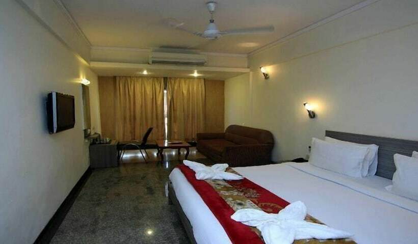 豪华房间, Kumar Resort By Turtle, Lonavala