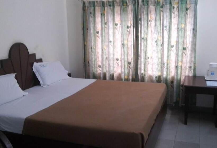 Habitació Estàndard, Luciya International Mysore