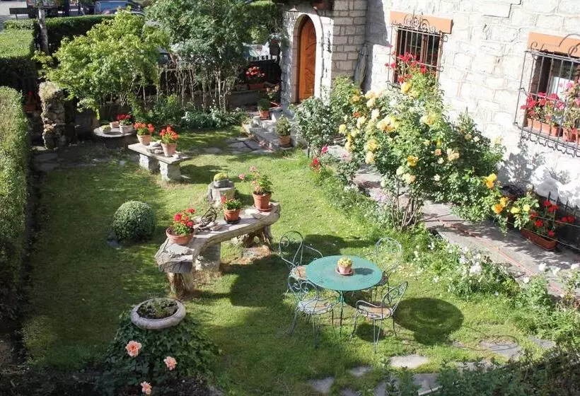 اتاق خانوادگی, Maison Laurent