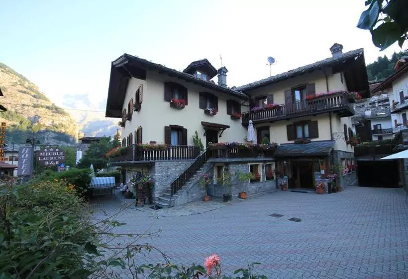 سوئیت کلاسیک, Maison Laurent