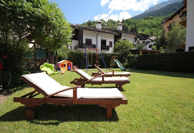 패밀리 룸, Maison Laurent