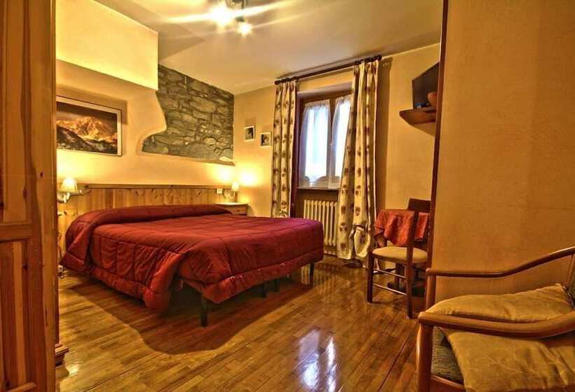 Номер Стандарт, Maison Laurent