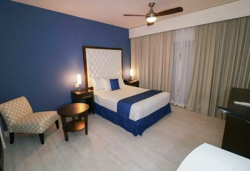 デラックスルーム, Medano Hotel And Spa