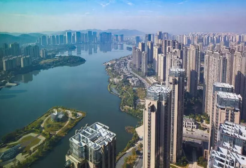 キングサイドベッドのスタンダードワンルーム, Meixi Lake Hotel, A Luxury Collection Hotel, Changsha