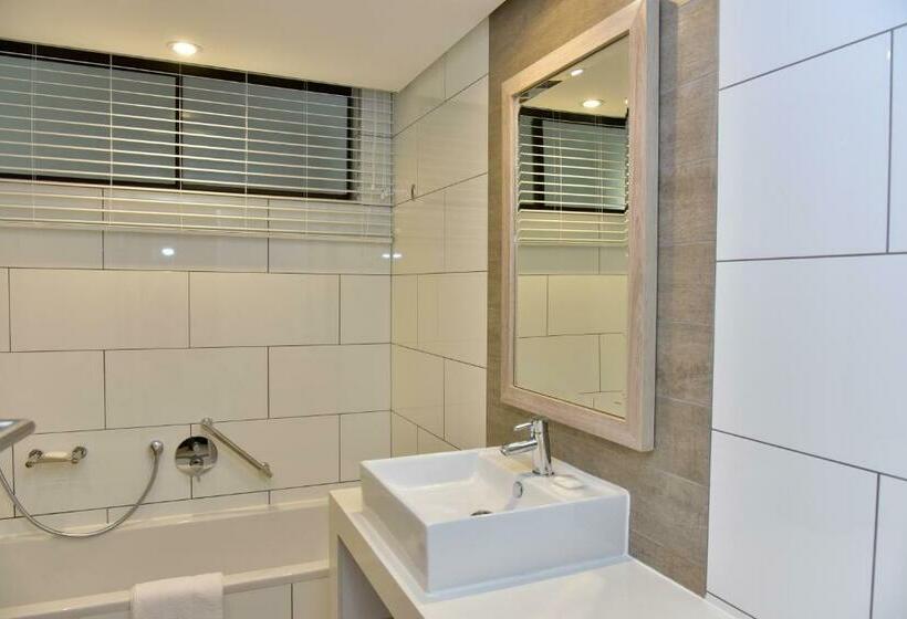 آپارتمان 3 خوابه, La Lucia Sands Beach Resort