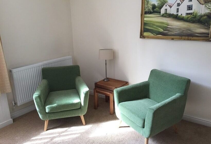 １階の１ベッドルームアパートメント, Town Centre Apartment Perfect Location With On Street Parking