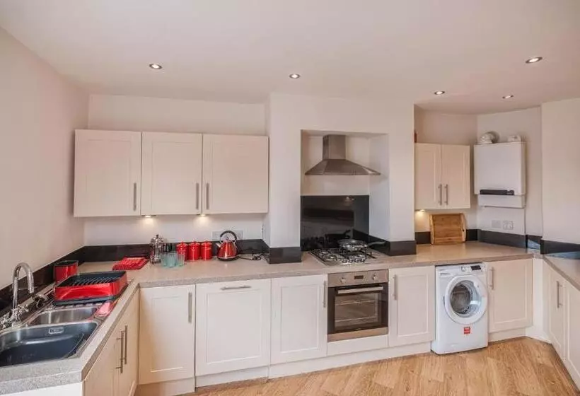 １ベッドルームアパートメント, Town Centre Apartment Perfect Location With On Street Parking