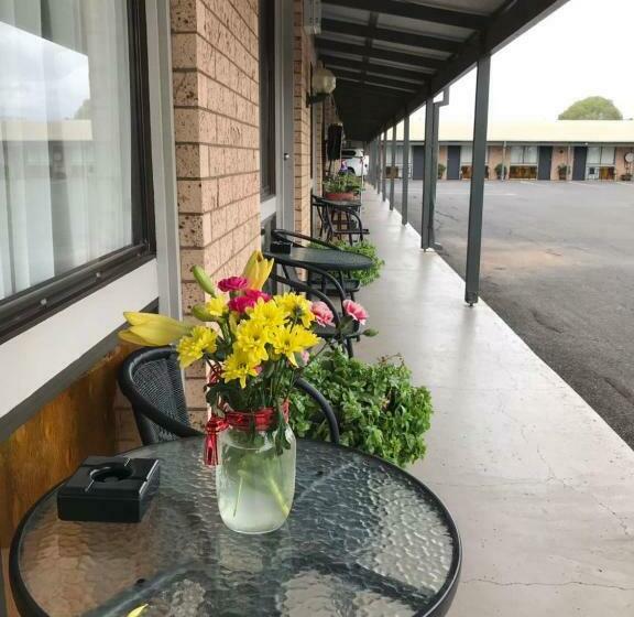 اتاق استاندارد, Mandalay Motel