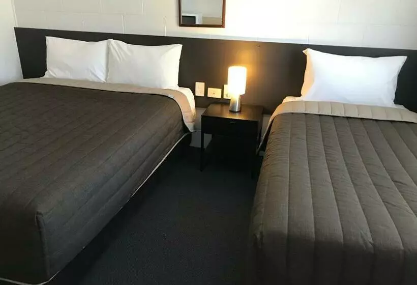 Standard Room, Mandalay Motel
