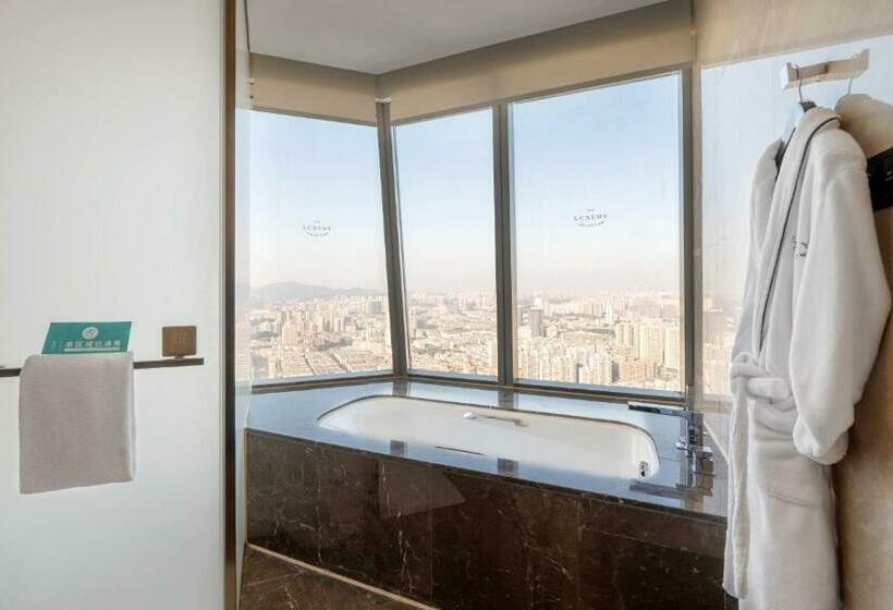 Номер Deluxe Кровать Кинг Вид на Город, Meixi Lake Hotel, A Luxury Collection Hotel, Changsha