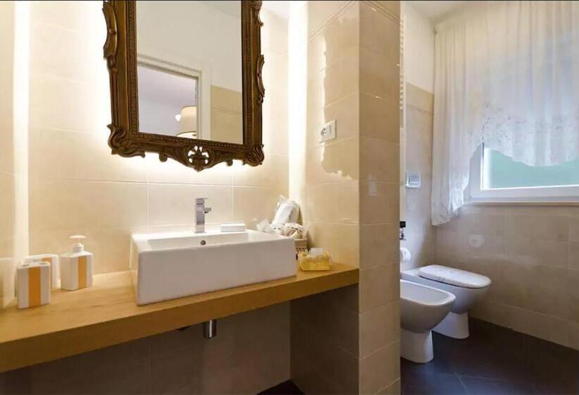 اتاق لوکس یک تخته, Bed And Breakfast Grace
