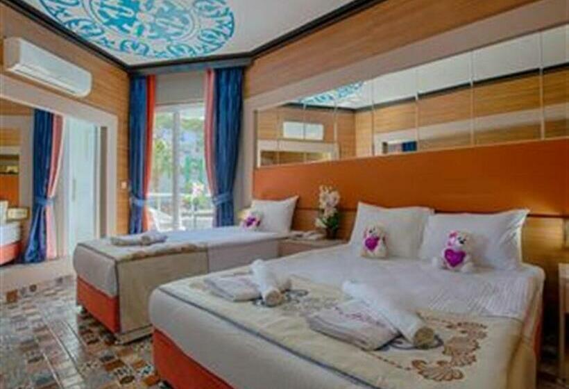 Номер Стандарт Трехместный, Club Hotel Anjeliq