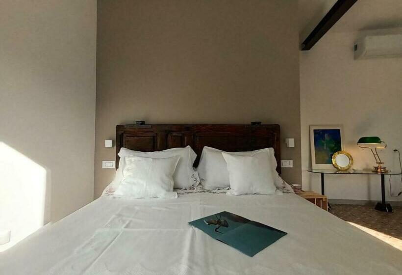 اتاق کلاسیک سه تخته, Affittacamere Sobborgospina47