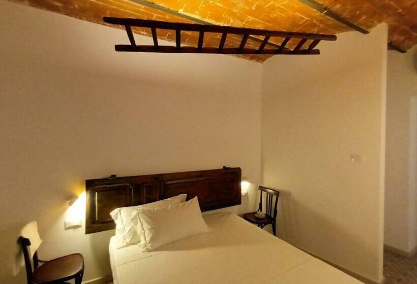 اتاق استاندارد با بالکن, Affittacamere Sobborgospina47