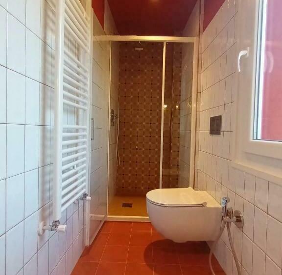 اتاق استاندارد با بالکن, Affittacamere Sobborgospina47