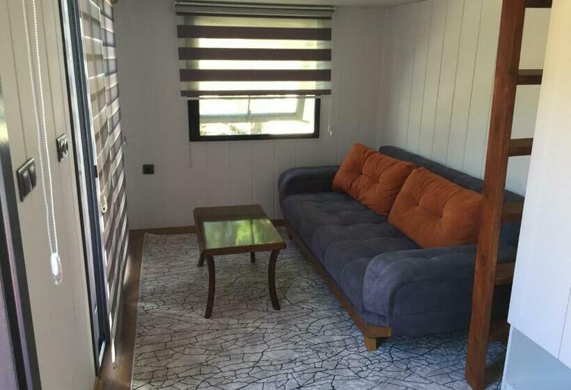 غرفة قياسية, Sakız Tinyhouse