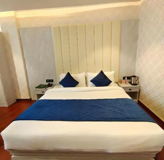 Standard-huone Parveke, The Emerald Hotel & Siya Milan Banquets