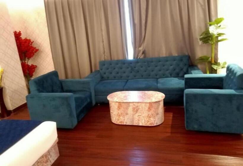 스탠다드 룸 킹사이즈 침대, The Emerald Hotel & Siya Milan Banquets