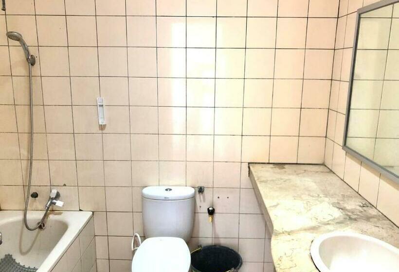 غرفة عائلية مطلّة علي الحديقة, Pondok Seni Pangandaran By Jaswita Jabar