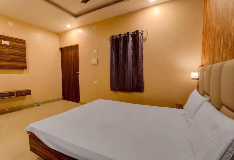 Номер Deluxe, Spot On Hotel Elite