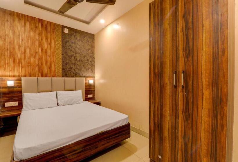 디럭스 룸, Spot On Hotel Elite