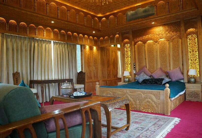 Номер Стандарт Вид на Озеро, Harmukh Houseboat By Stay Pattern