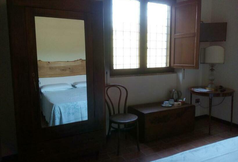 חדר סטנדרט מותאם לאדם עם מוגבלויות, L Albero Degli Struzzi