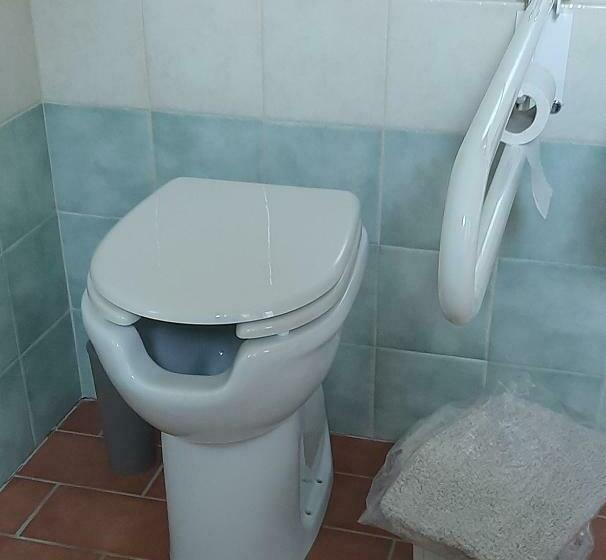 חדר סטנדרט מותאם לאדם עם מוגבלויות, L Albero Degli Struzzi