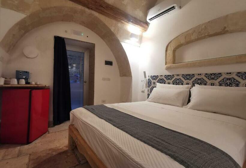 标准间带漩涡浴缸, Dioniso Bed & Wellness