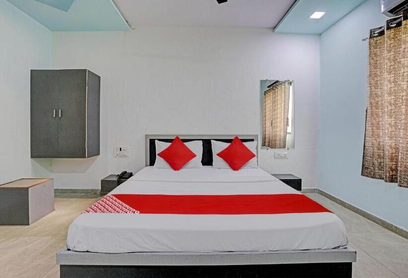 Номер Стандарт, Oyo Flagship Hotel 13insky