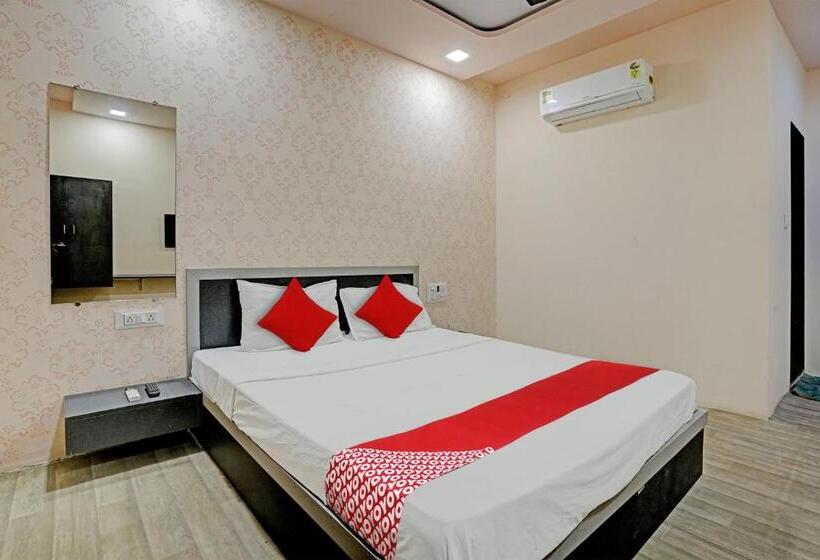 חדר סטנדרט, Oyo Flagship Hotel 13insky