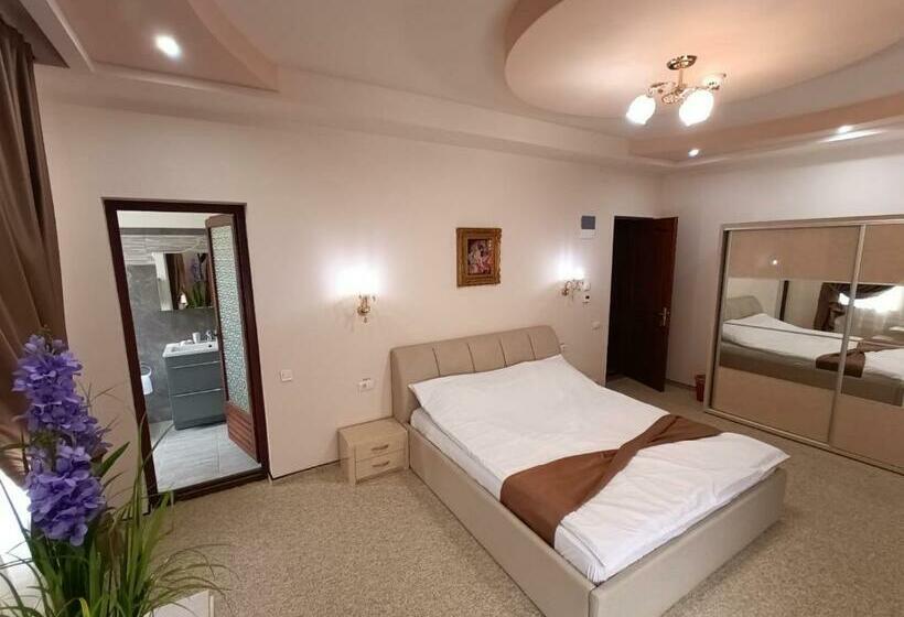 스탠다드 룸 킹사이즈 침대, Virginia Gardens