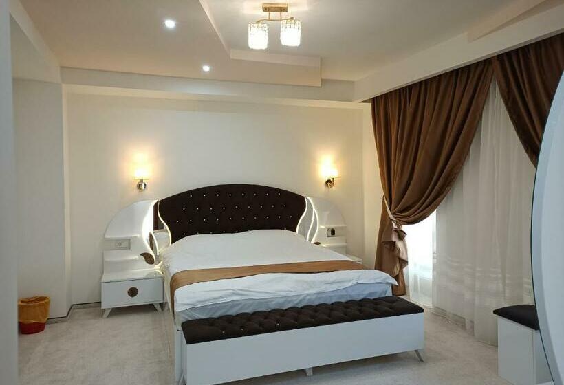 스탠다드 룸 킹사이즈 침대, Virginia Gardens