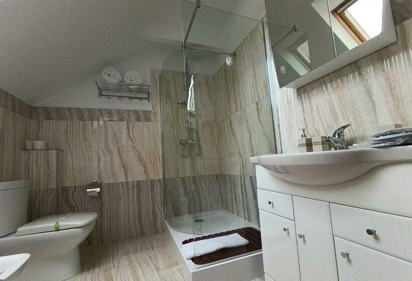 스탠다드 룸 킹사이즈 침대, Virginia Gardens