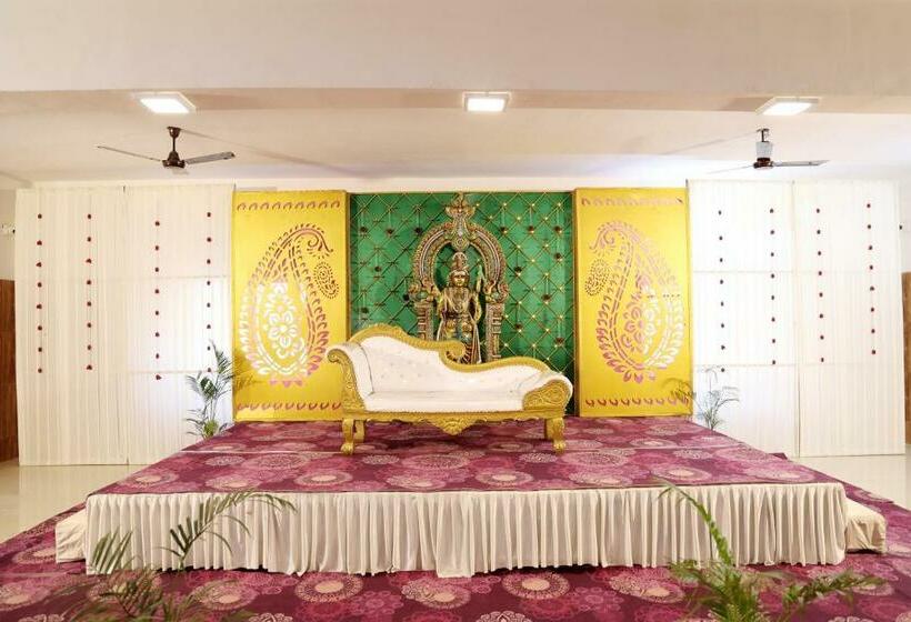 Номер Deluxe, Fabhotel Aranmanai   Nr Brookefields