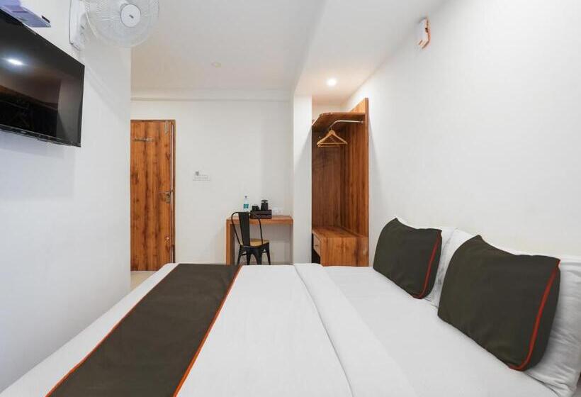 Номер Стандарт, Collection O M&m Hospitality Kiap Airport Back Gate