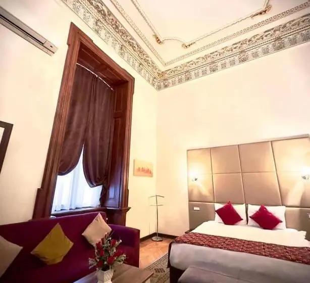 سوئیت با بالکن, Garden İnn Ni̇zami̇